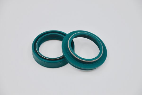 SKF pakdåse og skrabering 37 mm. - SHOWA